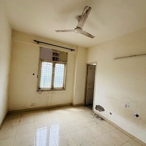Room in 3 BHK Apartment at Tulip Orange, Sector 70 – for Rent