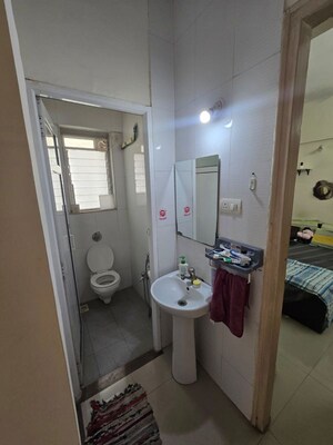Bathroom in 1 BHK Apartment at Amanora Desire Tower, Magarpatta Road – for Rent