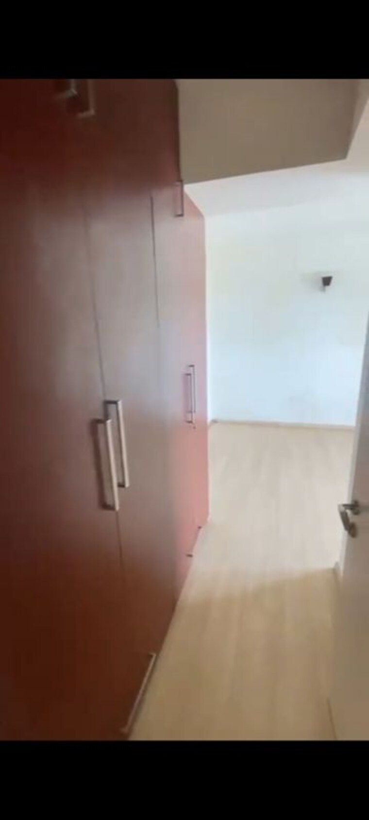 Room, dlf-regal-gardens 3 Bedroom 1755 Sq.Ft. Apartment In Sector 90 Gurgaon 10224762