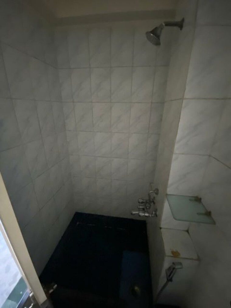 Bathroom, hiranandani-estate 2 Bedroom 875 Sq.Ft. Apartment In Ghodbunder Road Thane 10224820