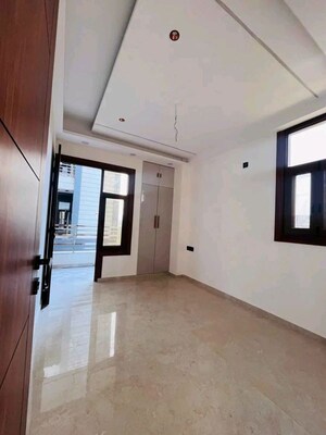 Room in 2.5 BHK Apartment at Tusyana – for Sale