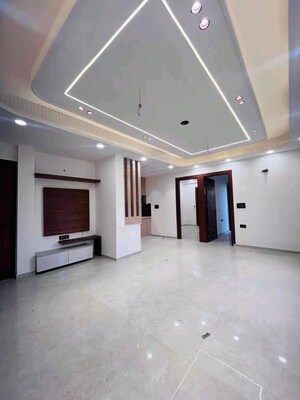 Room in 2.5 BHK Apartment at Tusyana – for Sale