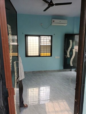 Room in 1 BHK Apartment at Anand Park, Wadgaon Sheri – for Rent
