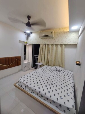 Bedroom in 2 BHK Apartment at Andheri West – for Rent