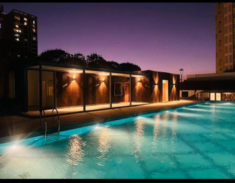 Swimming Pool, prestige-fairfield 3.5 Bedroom 2235 Sq.Ft. Apartment In Rmv 2nd Stage Bangalore 10088958