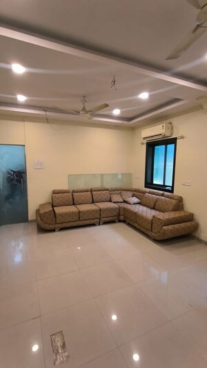 2 BHK Apartment For Rent in Apollo Bunder