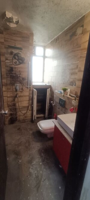 Bathroom in 3 BHK Apartment at Hamdam Apartment, Sector 18 Dwarka – for Rent