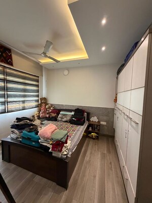 Bedroom in 6 BHK Independent House at Chetpet – for Sale