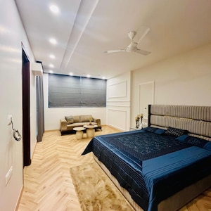 Bedroom in 4 BHK Builder Floor at Sushant Tower, Sector 56 – for Sale