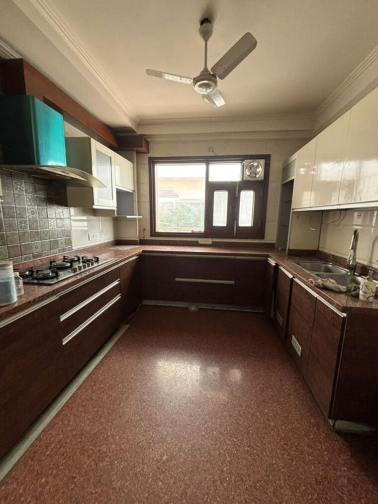 Kitchen, greater kailash ii 4 Bedroom 400 Sq.Yd. Builder Floor In Greater Kailash ii Delhi 10225726