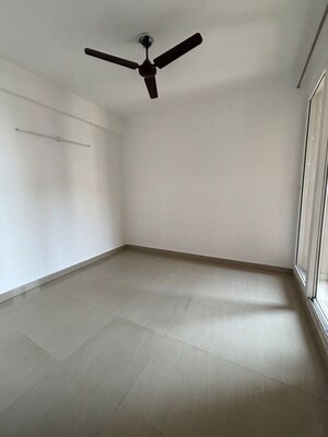 Room in 2 BHK Apartment at ACE Platinum, Zeta I Greater Noida – for Sale