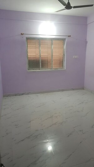 Room in 2 BHK Apartment at Nayabad – for Rent