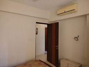 Room in 1 BHK Apartment at Swastik Residency 1, Ghodbunder Road – for Rent