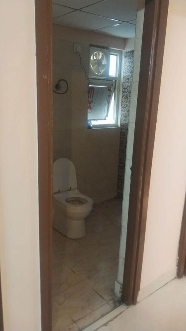 Bathroom, eureka-diya-green-city 2 Bedroom 969 Sq.Ft. Apartment In Raj Nagar Extension Ghaziabad 10225940
