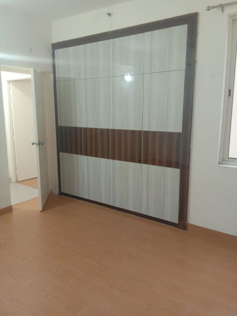 Bathroom, supertech-cape-town 2.5 Bedroom 1150 Sq.Ft. Apartment In Sector 74 Noida 10225945