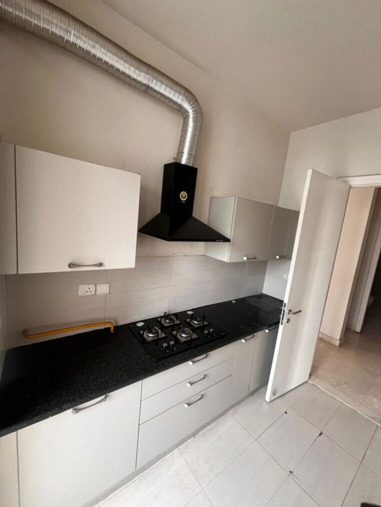Kitchen, ireo-victory-valley 3 Bedroom 2452 Sq.Ft. Apartment In Sector 67 Gurgaon 10160194