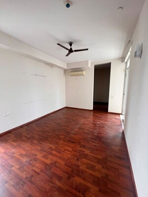 Room in 3 BHK Apartment at Ireo Victory Valley, Sector 67 – for Rent