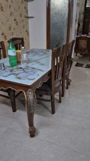 Dining area in 3.5 BHK Builder Floor at Sector 31 – for Rent