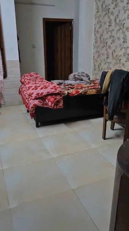3.5 BHK + Extra Room Builder Floor For Rent in Sector 31