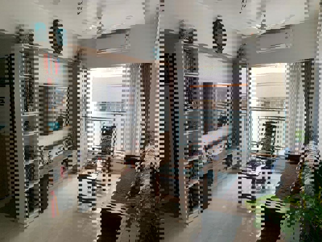 3 BHK 1430 Sq.Ft. Apartment in Garden Court Building