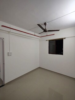 2 BHK + Pooja Room Apartment For Rent in Raunak Unnathi Greens