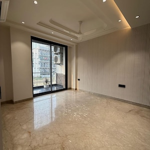 Room in 3 BHK Builder Floor at Sushant Lok 3, Sector 57 – for Sale