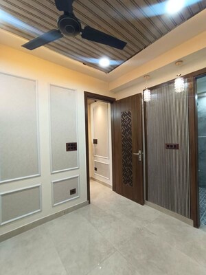 Room in 2 BHK Builder Floor at Govindpuri – for Sale