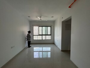 1 BHK Apartment For Rent in Om Sai Plaza, Ghodbunder Road