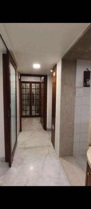 Building Lobby in 2 BHK Apartment at Byculla – for Rent