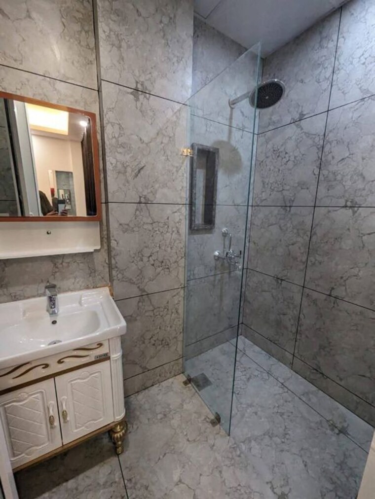 Bathroom, saket 1 Bedroom 700 Sq.Ft. Apartment In Saket Delhi 10226356