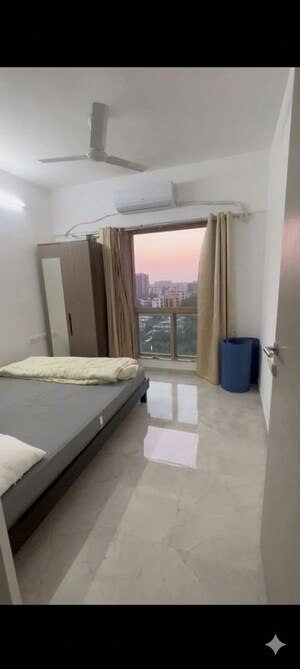 Bedroom in 2 BHK Apartment at Sheth Vasant Oasis, Andheri East – for Rent