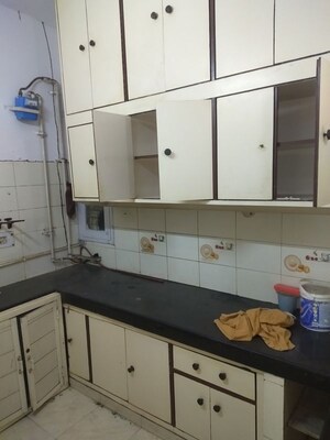 Kitchen in 1.5 BHK Builder Floor at Ip Extension – for Sale