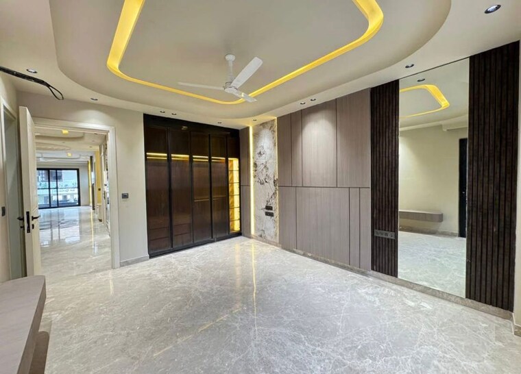 Room, sector 45 4 Bedroom 263 Sq.Yd. Builder Floor In Sector 45 Gurgaon 10226443