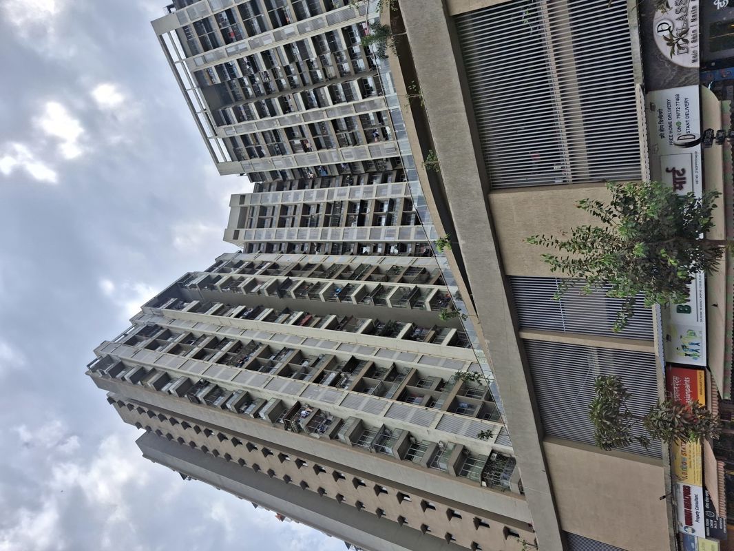 1 BHK + Pooja Room,Servant Room,Extra Room,Basement 660 Sq.Ft. Apartment in Bhairaav Goldcrest Residency