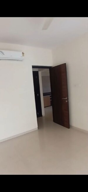 Room in 2 BHK Apartment at Poddar Shri Ganesh Apartment, Goregaon West – for Sale