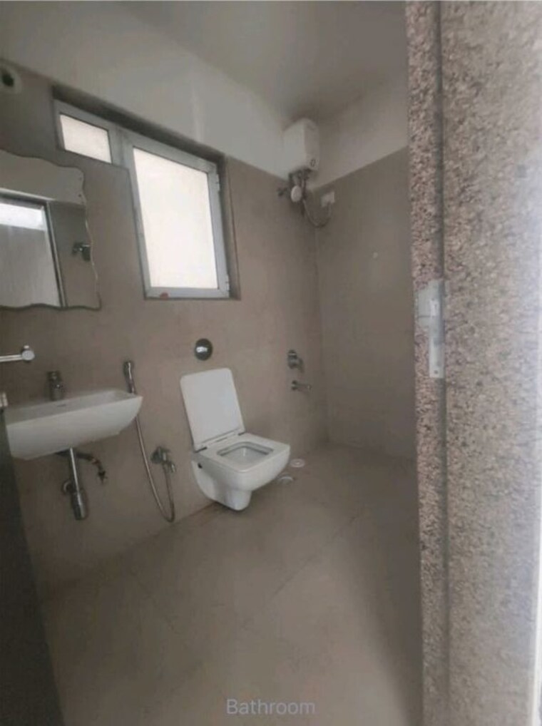 Bathroom, puranik-rumah-bali  657 Sq.Ft. Apartment In Ghodbunder Road Thane 10226459