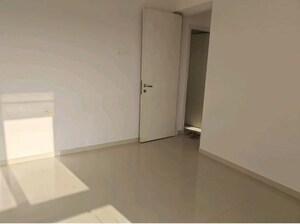 Room in  Apartment at Puranik Rumah Bali, Ghodbunder Road – for Sale