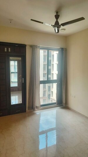 Room in 1 BHK Apartment at Prestige Residency Thane, Ghodbunder Road – for Sale