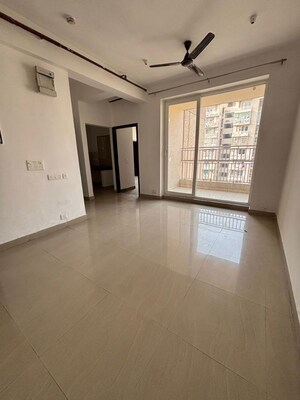 Room in 3 BHK Apartment at ATS Allure, Sector 22d Yamuna Expressway – for Sale