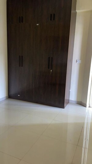 Room in 2 BHK Apartment at Pyramid Urban Homes 3, Sector 67a – for Sale