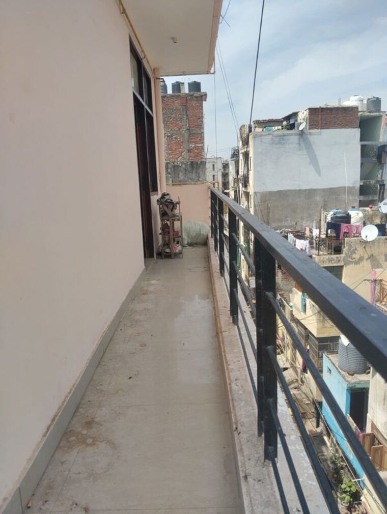 Balcony, neb sarai 1 Bedroom 450 Sq.Ft. Builder Floor In Neb Sarai Delhi 10226563