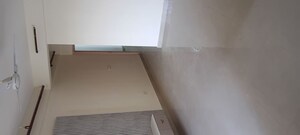 Furnished Amenities in 2.5 BHK Apartment at Sector 81 – for Rent