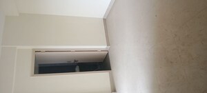 Furnished Amenities in 2.5 BHK Apartment at Sector 81 – for Rent