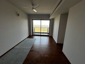 Room in 2 BHK Apartment at Ireo The Corridors, Sector 67a – for Sale