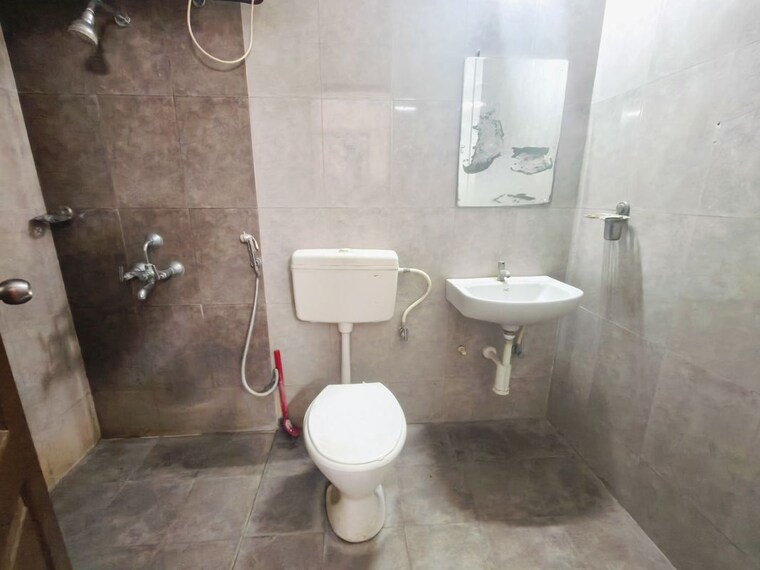 Bathroom, kolte-patil-margosa-heights 3 Bedroom 1600 Sq.Ft. Apartment In Mohammadwadi Pune 10226625