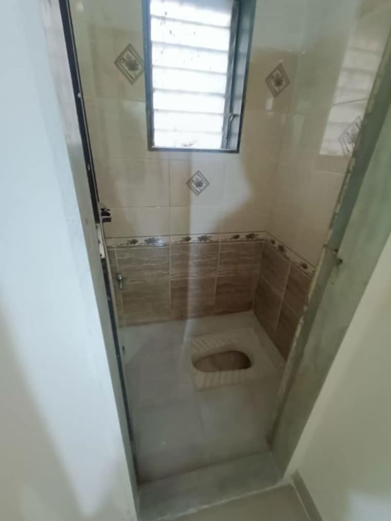 Bathroom, dombivli west 1 Bedroom 570 Sq.Ft. Apartment In Dombivli West Thane 10226644
