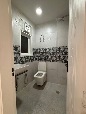 Bathroom in 2 BHK Builder Floor at Saket – for Rent