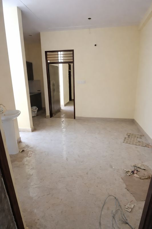 2 BHK + Pooja Room Villa For Sale in Roza Jalalpur