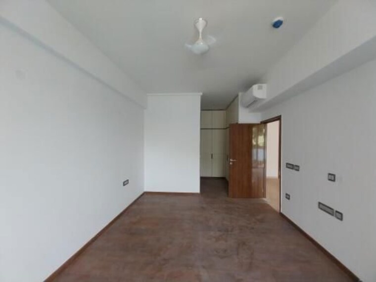 Room, dlf-royale-residences 4 Bedroom 2160 Sq.Ft. Apartment In Dlf Phase I Gurgaon 10223341