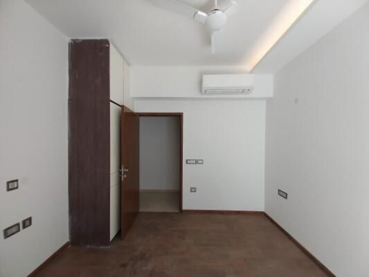 Room, dlf-royale-residences 4 Bedroom 2160 Sq.Ft. Apartment In Dlf Phase I Gurgaon 10223341